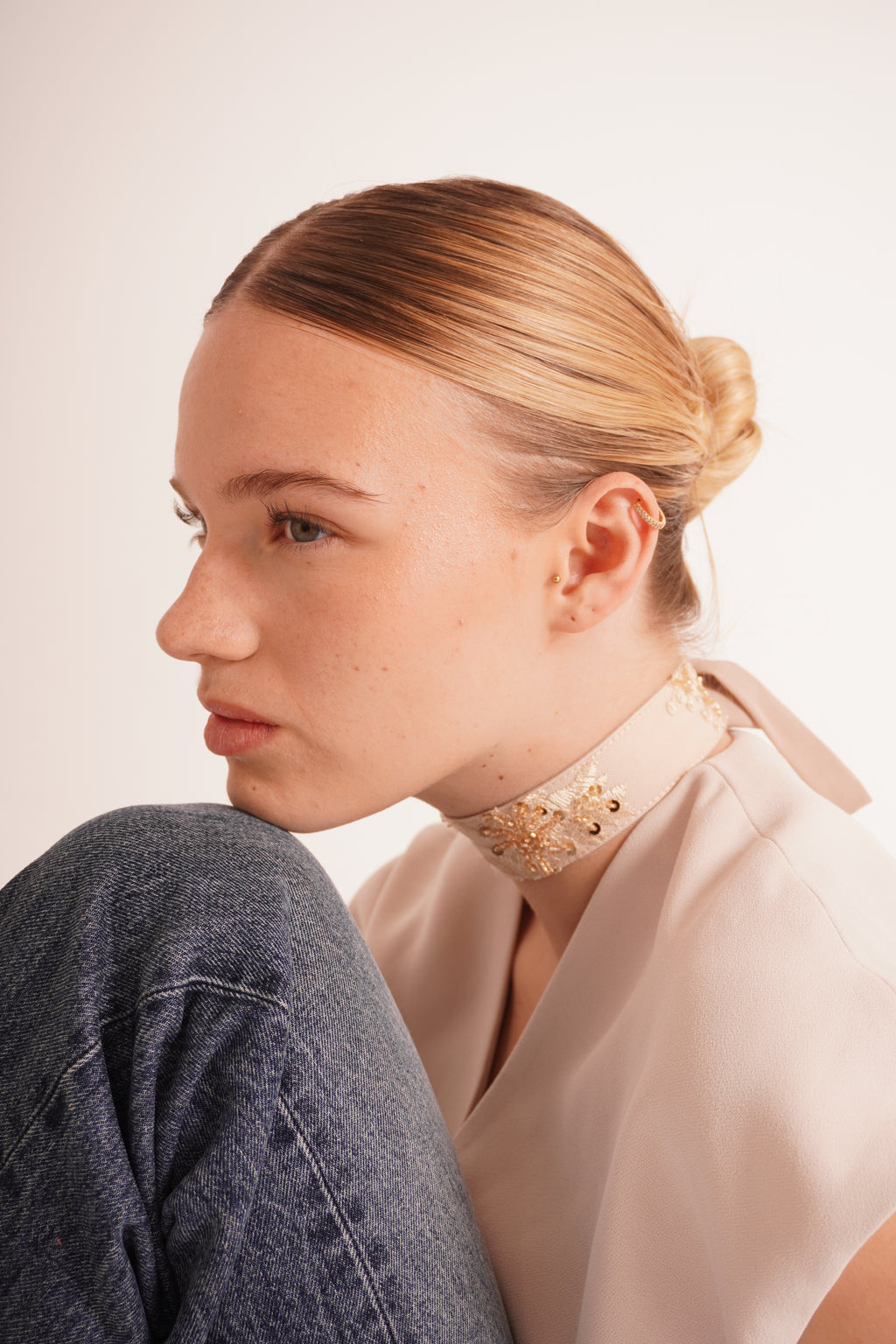 Amalia Choker